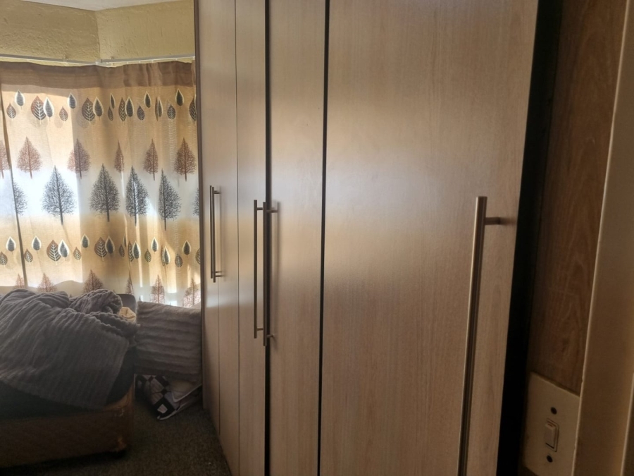 1 Bedroom Property for Sale in Pellissier Free State